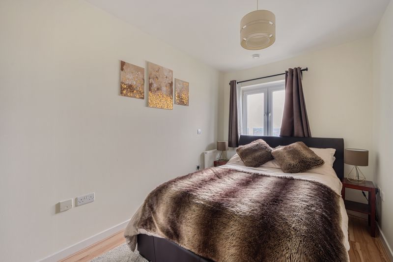 Bed 1- click for photo gallery